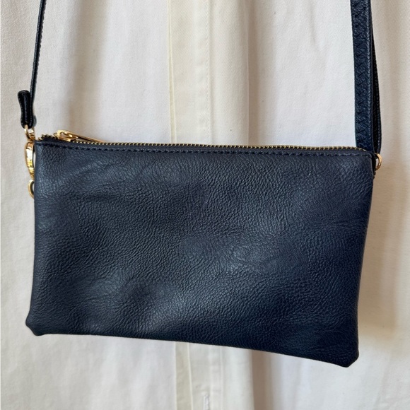 Cute Navy Multiple Pocket Bridal Clutch Crossbody Bag With Gold Tone Accents - Picture 3 of 6
